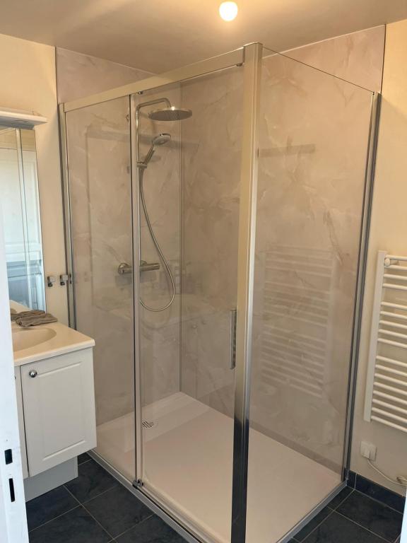 Remplacement d'une cabine par une douche